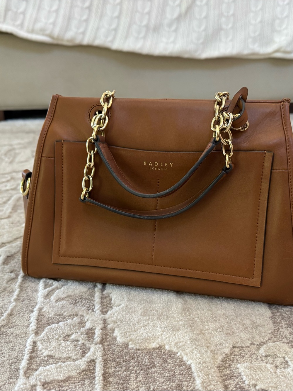 RADLEY LONDON Chestnut Brown Leather Shoulder Bag with Gold Chain Handles - Picture 5 of 5
